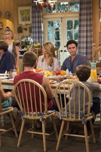 Fuller House – S01E01 – Our Very First Show, Again