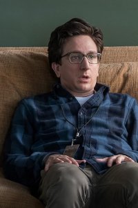 Love – S03E02 – Winners and Losers