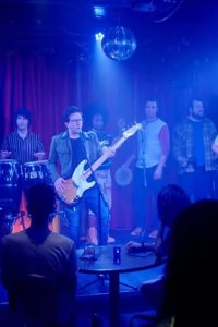 Love – S03E09 – You’re My Gran Torino