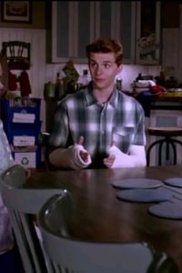 Stuck in the Middle – S03E06 – Stuck in a Nice Relationship