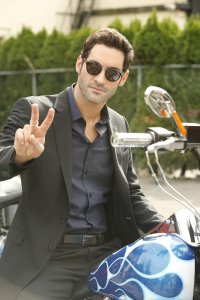 Lucifer – S01E06 – Favorite Son