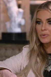 Hollywood Medium – S01E09 – Omarosa/Ashley Hamilton/RJ Mitte/Carmen Electra