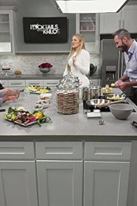 Kocktails with Khloé – S01E04 – Raise Your Glass