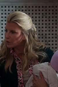 Angie Tribeca – S01E08 – Murder in the First Class