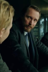 Colony – S03E10 – Sea Spray