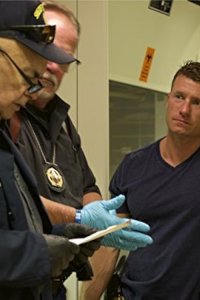 Killing Fields – S03E06 – Murder Isle: The Hunting Grounds