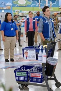 Superstore – S06E01 – Essential