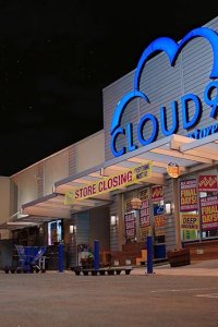 Superstore – S06E15 – All Sales Final