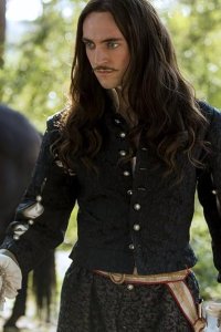 Versailles – S01E01 – Welcome to Versailles