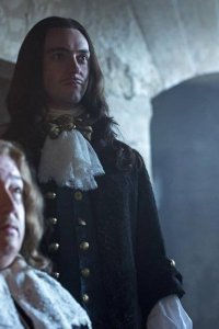 Versailles – S01E10 – Bring the Garden Here