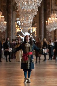 Versailles – S03E01 – Smoke and Mirrors