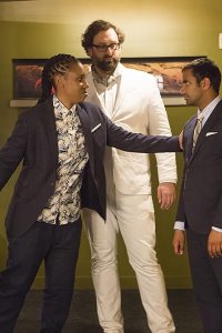 Master of None – S01E10 – Finale