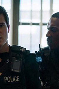Cuffs – S01E08 – Bringing a Knife to a Gunfight