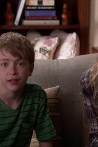 The Grinder – S2015E03 – The Curious Disappearance of Mr. Donovan