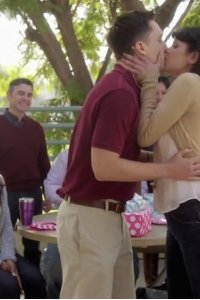 Adam Ruins Everything – S01E01 – Adam Ruins Giving