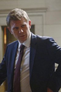 Quantico – S01E08 – Over