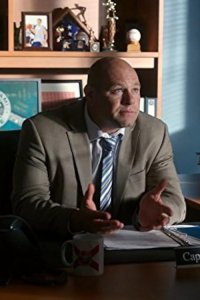 Rosewood – S01E04 – Vitamins and Vandals