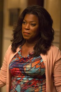 Rosewood – S01E06 – Policies and Ponies