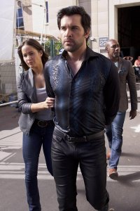 Rosewood – S01E17 – Silkworms y Silencio