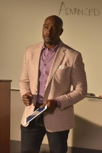 Rosewood – S02E06 – Tree Toxins & Three Stories