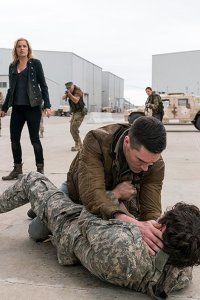 Fear the Walking Dead – S03E01 – Eye of the Beholder