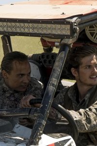 Fear the Walking Dead – S03E09 – Minotaur