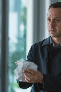 Sneaky Pete – S01E07 – Lieutenant Bernhardt
