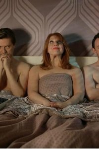 Difficult People – S01E02 – Devil’s Three-Way