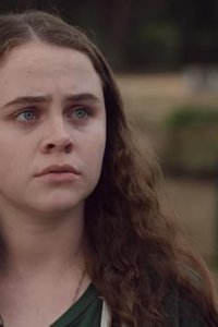 Glitch – S03E04 – Perfectly Safe