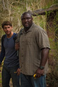 Zoo – S01E03 – The Silence of the Cicadas