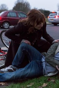 Humans – S01E03 – Episode 3