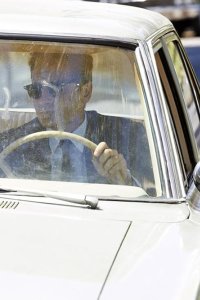 Aquarius – S01E01 – Everybody’s Been Burned