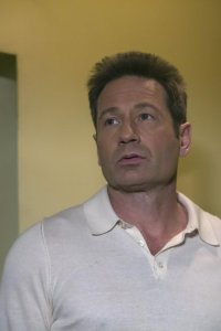 Aquarius – S02E08 – While My Guitar Gently Weeps