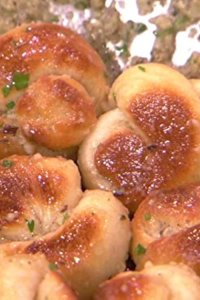 Man Finds Food – S01E06 – Knot Your Average Food