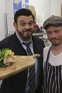 Man Finds Food – S02E01 – Undercover ‘Que
