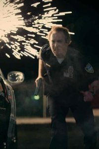 In an Instant – S01E07 – The Shootout