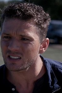 Secrets and Lies – S01E08 – The Son