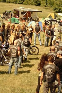 Gangland Undercover – S02E06 – In-laws and Outlaws