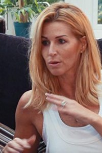 The Real Housewives of Cheshire – S01E04 – Dressed for Success