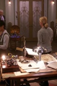 The Librarians – S01E10 – And the Loom of Fate