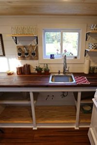 Tiny House, Big Living – S07E07 – Charlestonian Dream Tiny