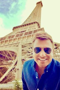 Booze Traveler – S04E09 – France: L’Art de Booze
