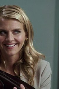Benched – S01E04 – Sell It