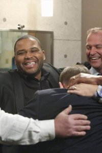 Black·ish – S01E13 – Big Night, Big Fight