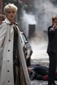 Gotham – S05E02 – Legend of the Dark Knight: Trespassers