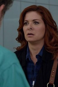 The Mysteries of Laura – S01E22 – The Mystery of the Corner Store Crossfire