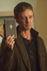 Intruders – S01E06 – Bound