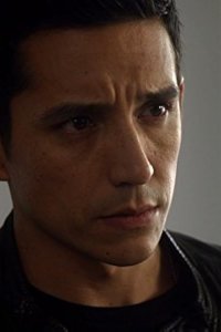Matador – S01E05 – Enter the Worm