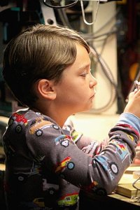 Extant – S01E09 – Care and Feeding