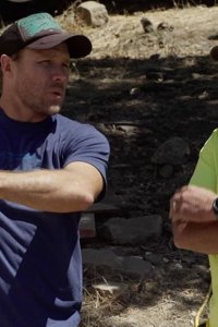 Tiny House Nation – S05E10 – A Firefighter Rebuilds